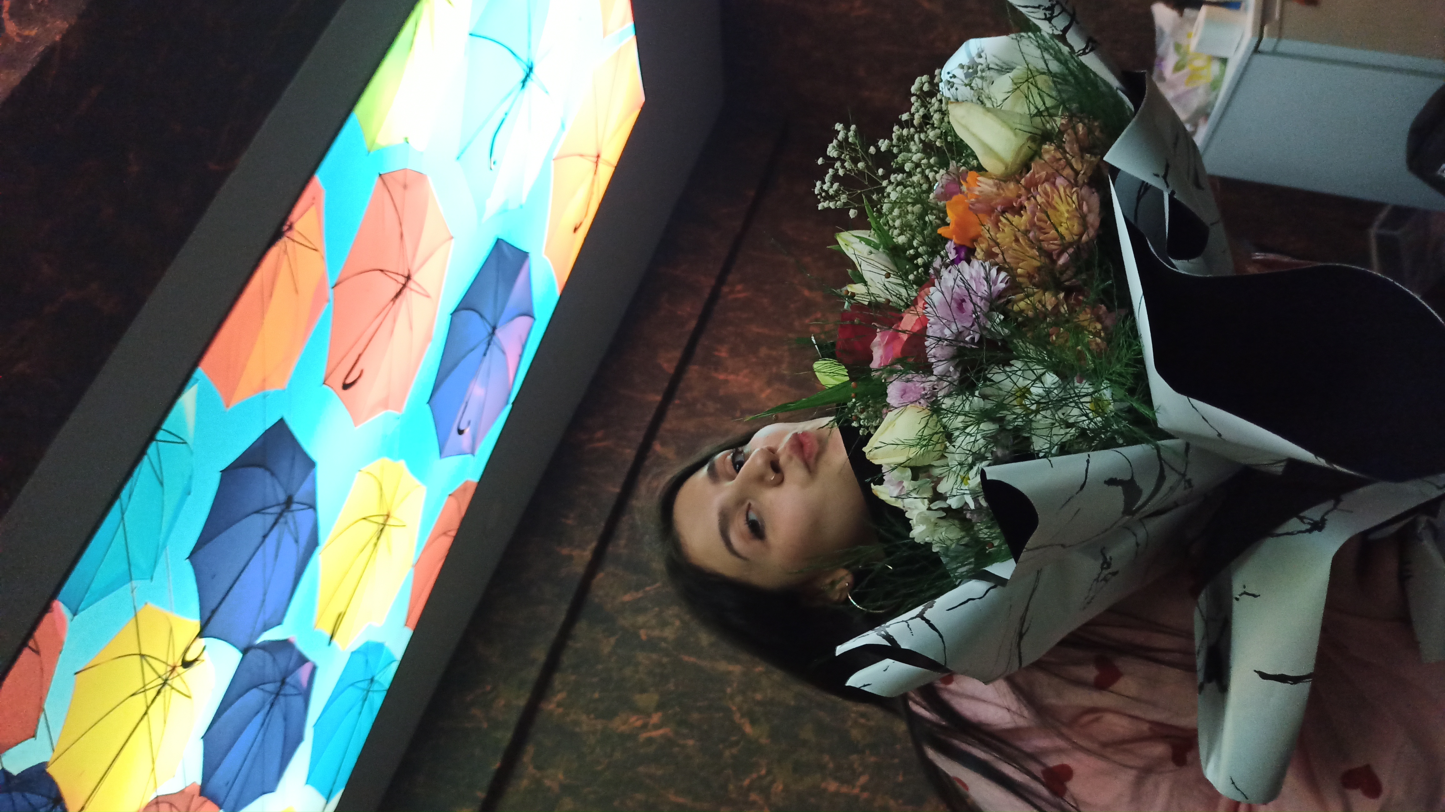 KARIM VE ÇİÇEĞİ OFF 