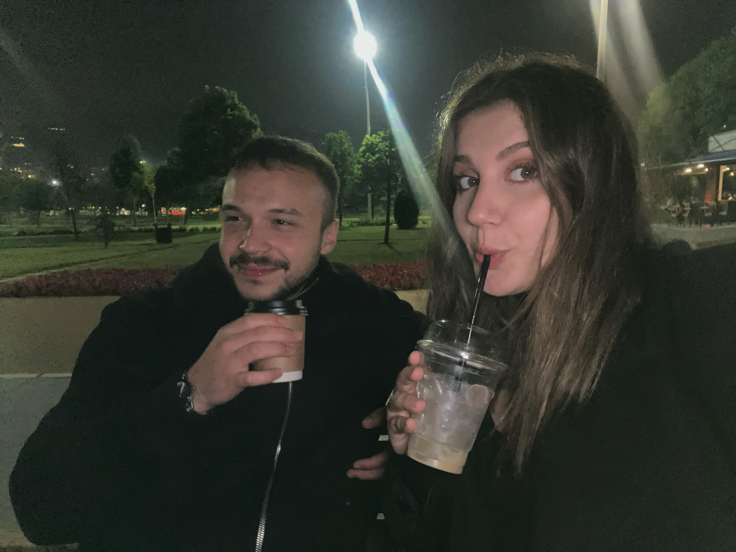 HÜDAVENDİGAR PARKINDA KAHVE KEYFİSİ