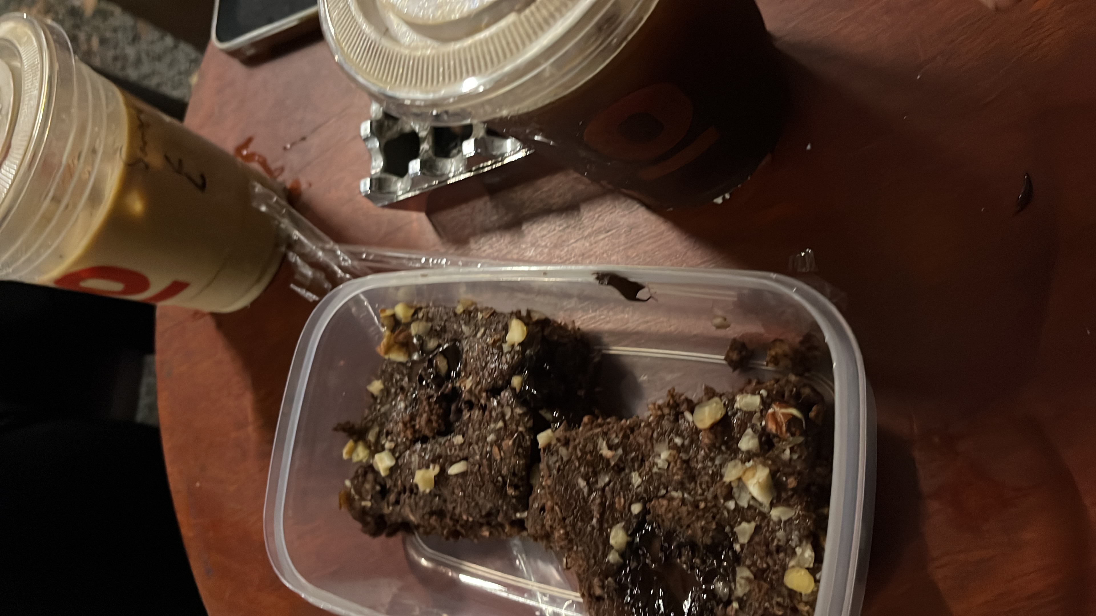 GÜZELİM DİYET KEK YAPMIŞ